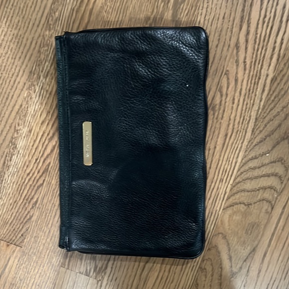 Michael Kors clutch - Picture 2 of 5